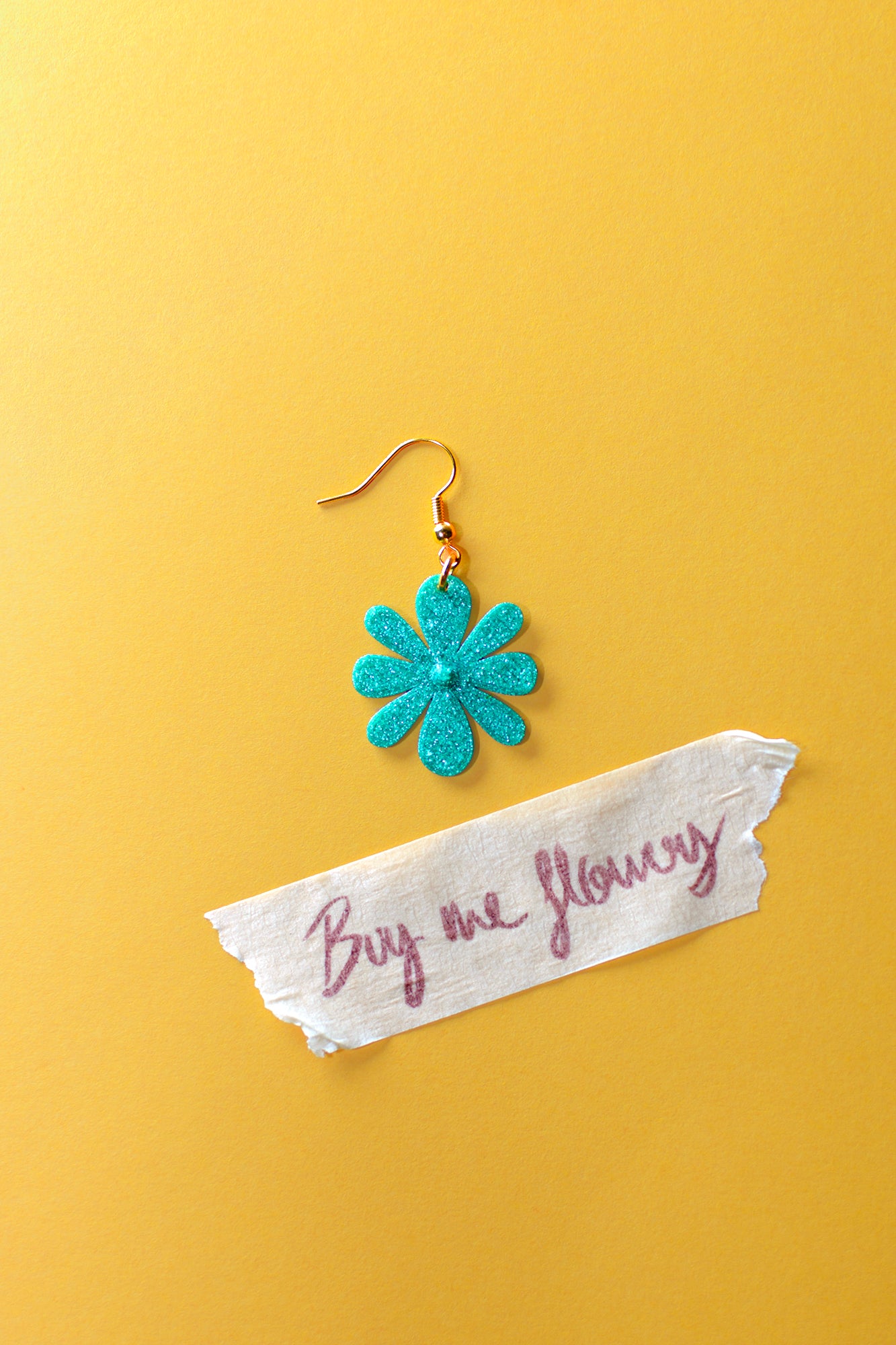 Pendientes The first to blossom